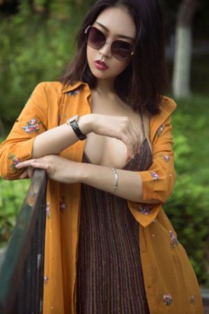 小蜜桃电影在线观看_BD韩语神马影院手机在线