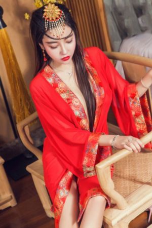 扒开双腿猛进入小柔_1080免费观看