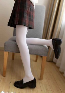 《他在逆光中告白》电视剧免费_剧情片免费播放